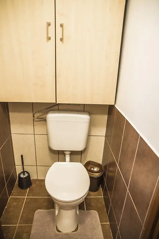 Szederkenyi Apartman Apartment Eger