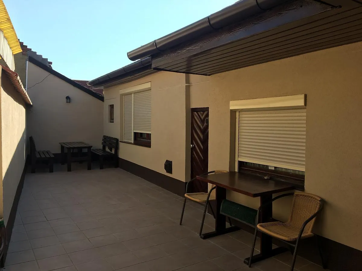Szederkenyi Apartman Apartment Eger